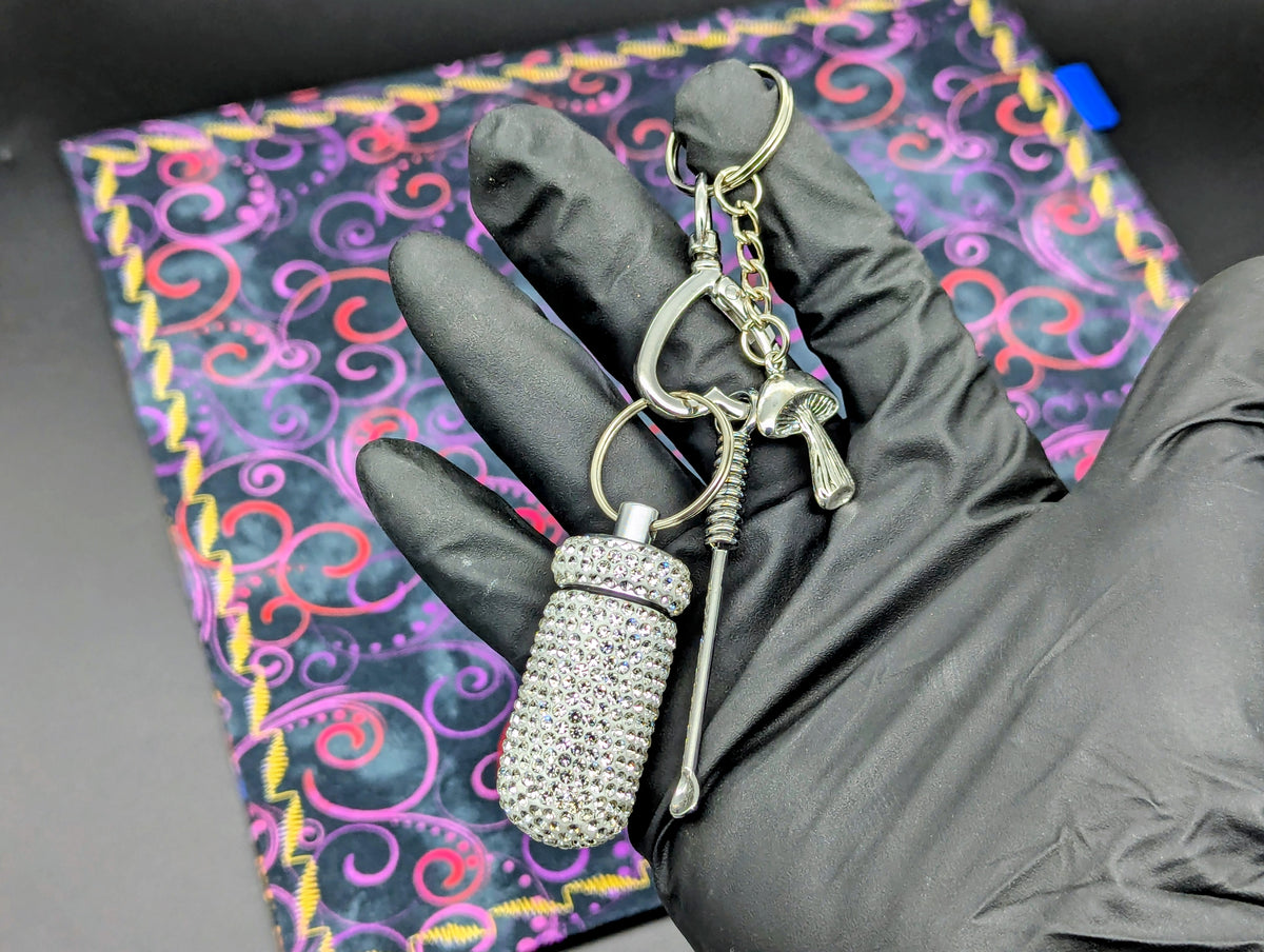 BLING EDC RAVE SCREW TOP CASE w/ MINI SPOON & CHARM KEYRING "WT"