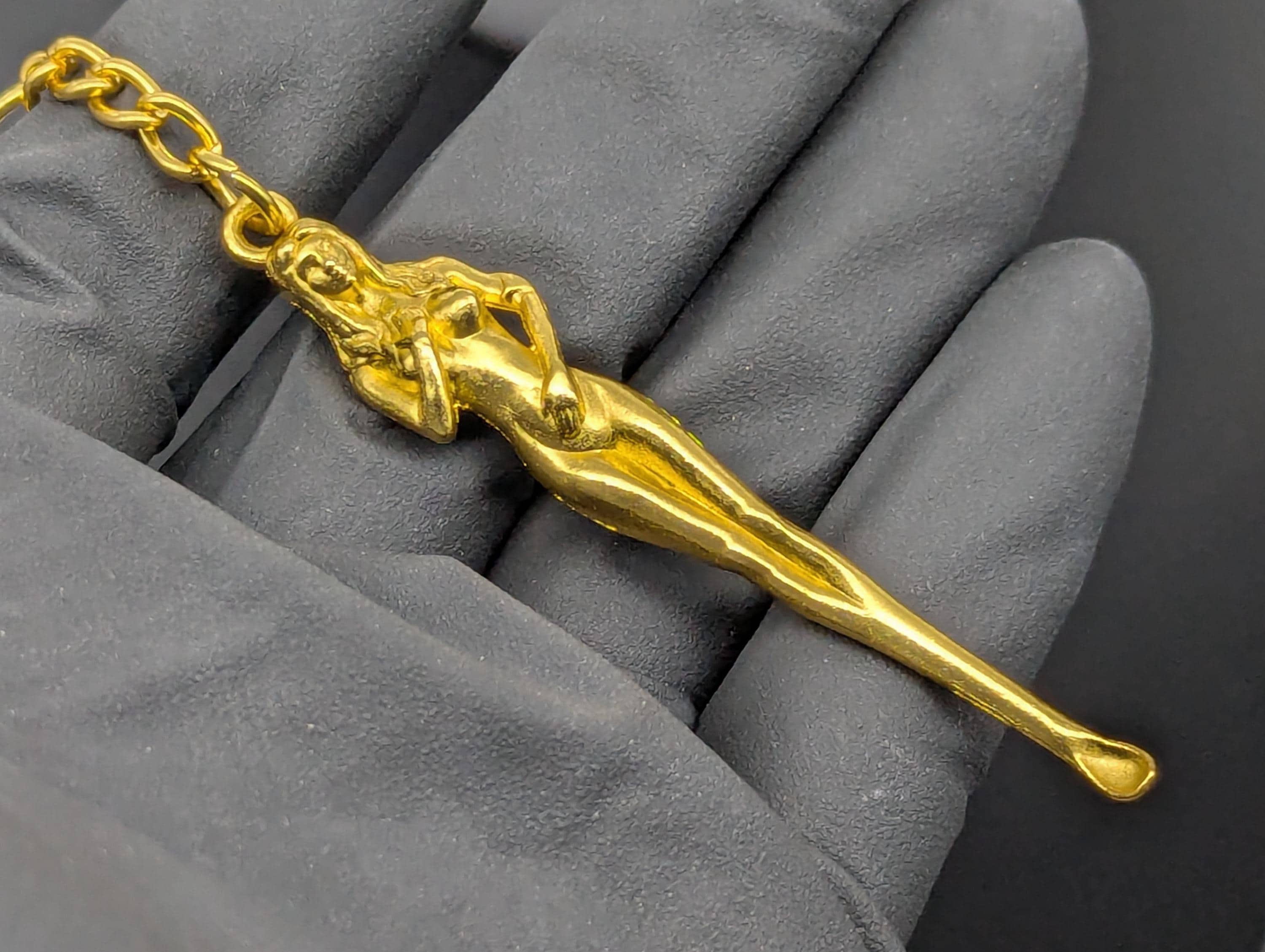 Gold Tone Retro Burlesque Risque Nudie Girl Spoon Keyring