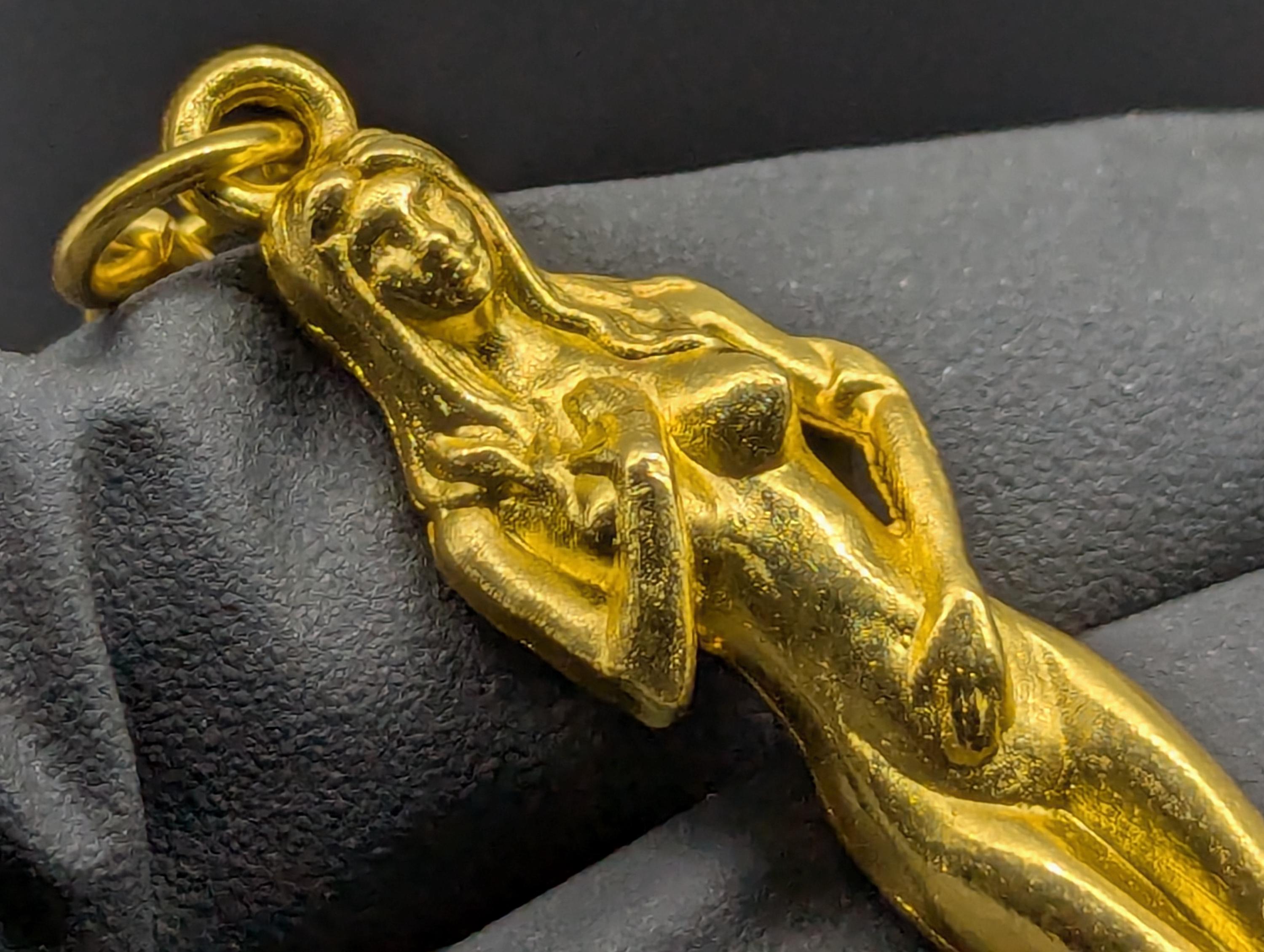 Gold Tone Retro Burlesque Risque Nudie Girl Spoon Keyring