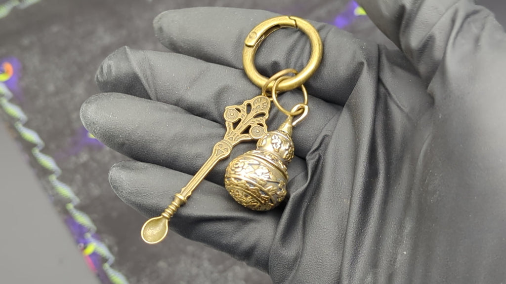 Magic Powder Victorian Spoon & Round Screw Top Jar EDC Rave Keyring