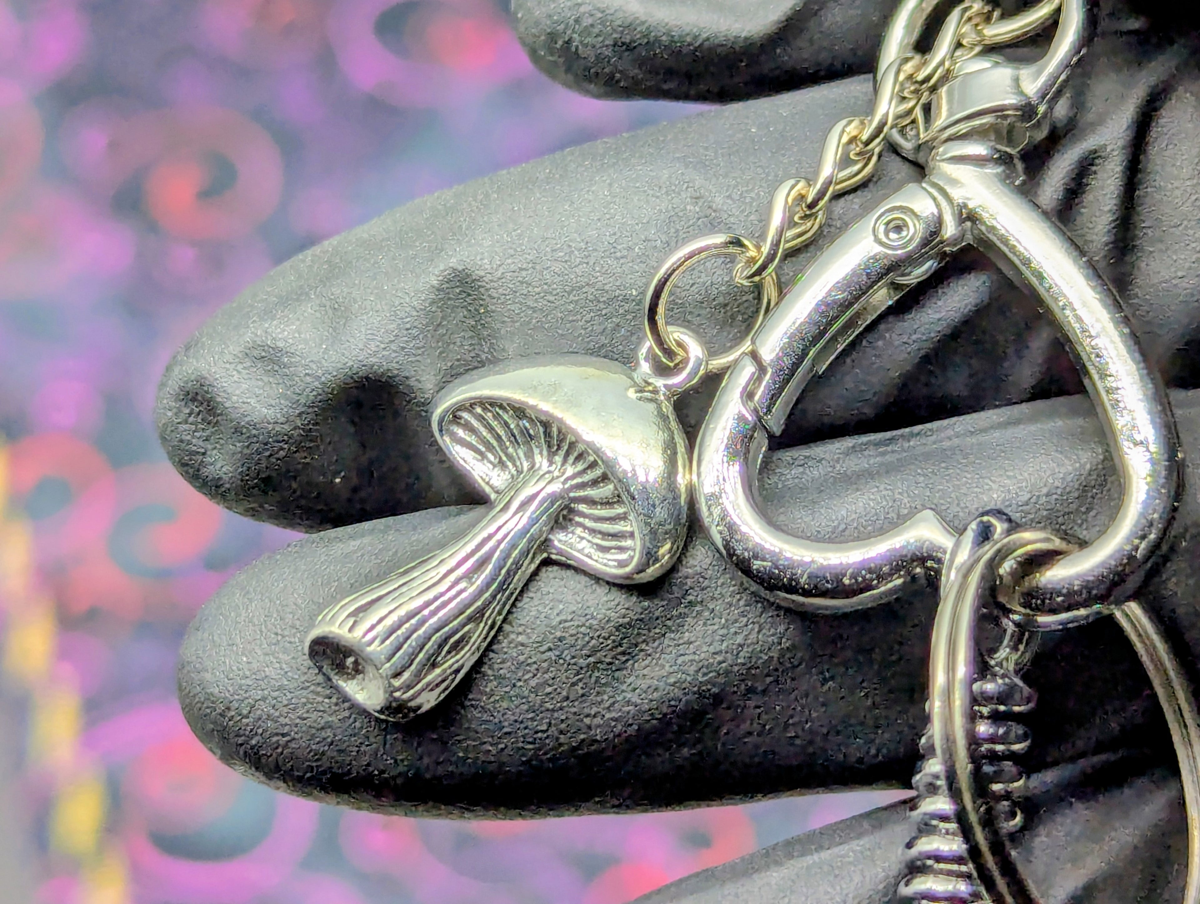 BLING EDC RAVE SCREW TOP CASE w/ MINI SPOON & CHARM KEYRING "WT"