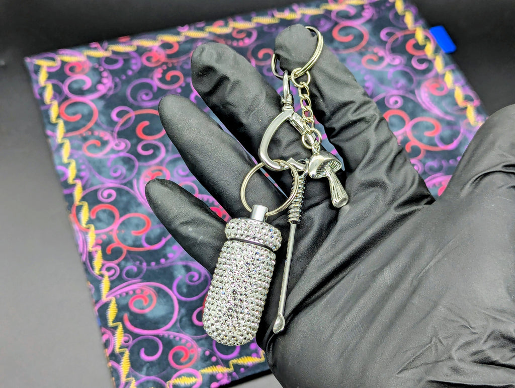 BLING EDC RAVE SCREW TOP CASE w/ MINI SPOON & CHARM KEYRING "WT"